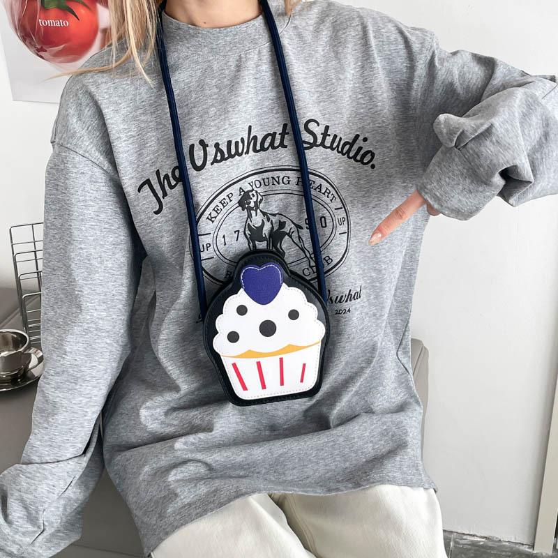 Cute Cupcake Crossbody Bag for Women Cartoon Cake Shape Mini Shoulder Bag Kawaii Coin Purse Small Messenger Bag Kids Girls Novelty Handbag