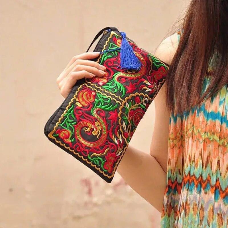 Retro Style Square Purse Ethnic Style Phone Clutches Floral Embroidered Bag Zipper Storage Bag Flower Fabric Clutch Bag