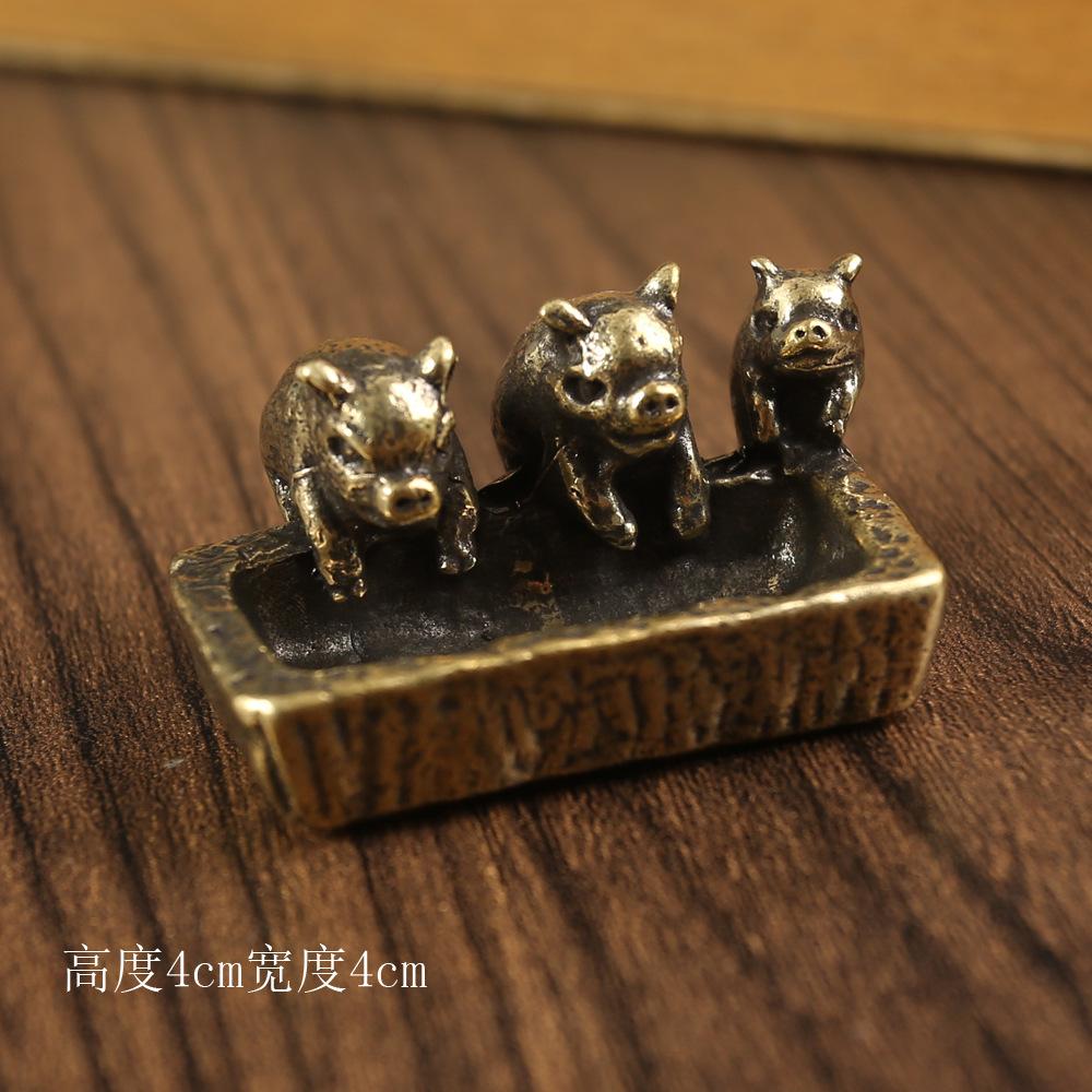 Tang Teng Brass Three Small Pig Trough Retro Sand Turning Process Desktop Small Ornament Tea Pet Crafts Gift Handle