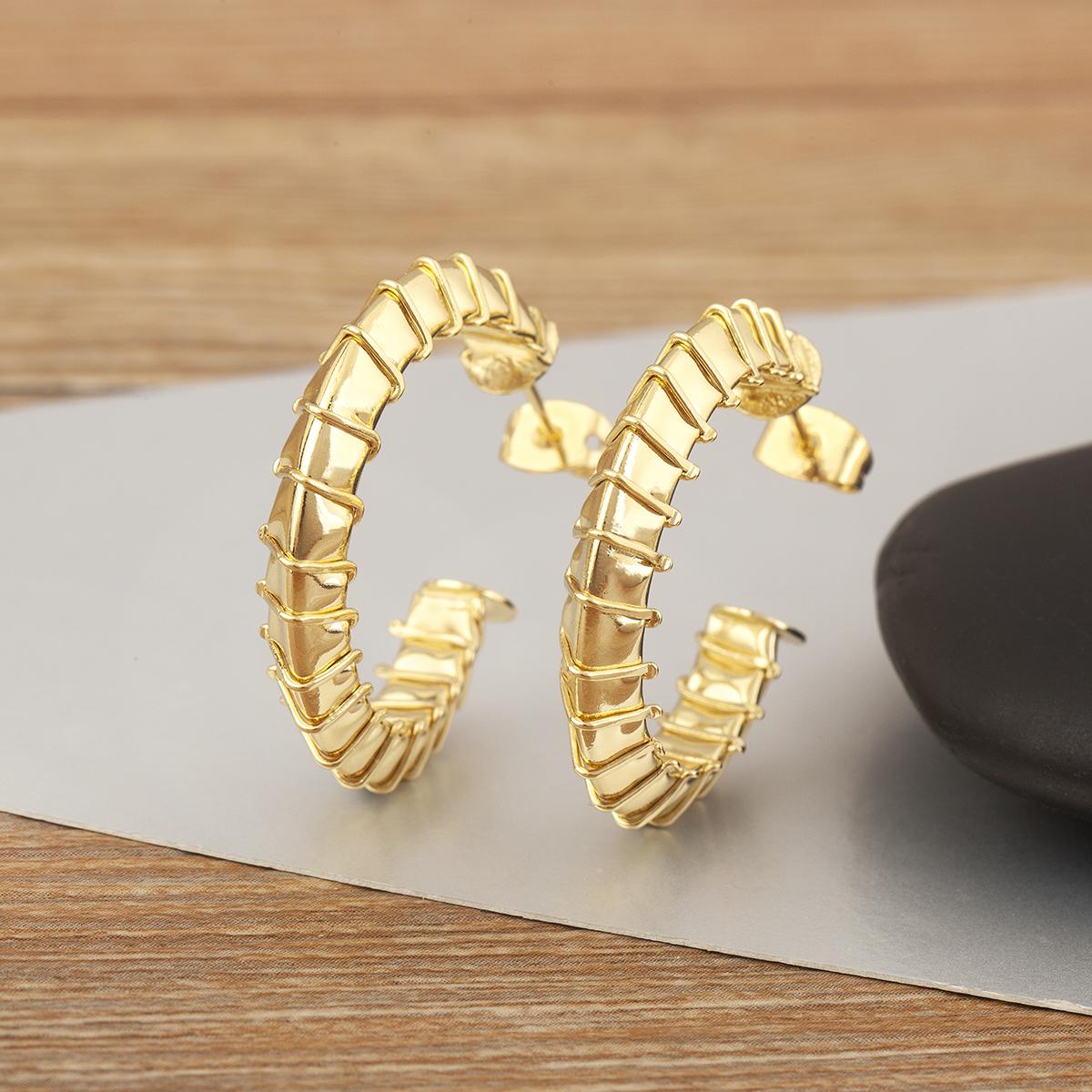 

Nidin New Retro Creative Big Circle Hoop Earrings For Women Female 4 Styles Irregular Geometric Ear Jewelry Wedding Party Gifts