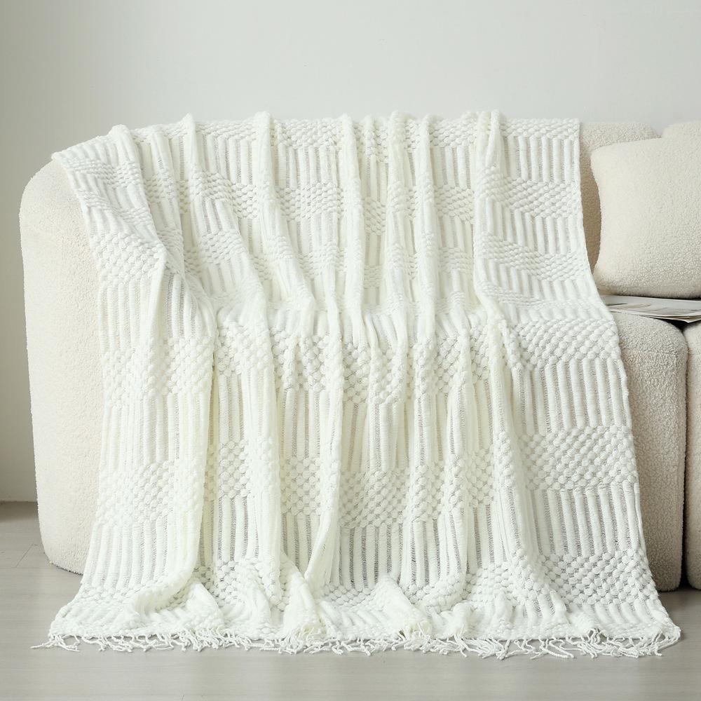 Nordic Light Luxury Sofa Throw Blanket & Shawl for Office, Nap, and Bed