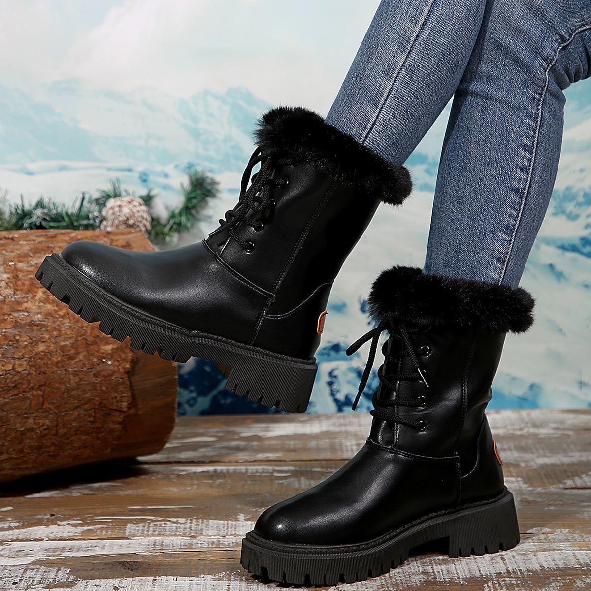 

Casual versatile Mao Mao 2024 new large size winter round head front strap thick heel solid color women s Martin boots 35 чорний