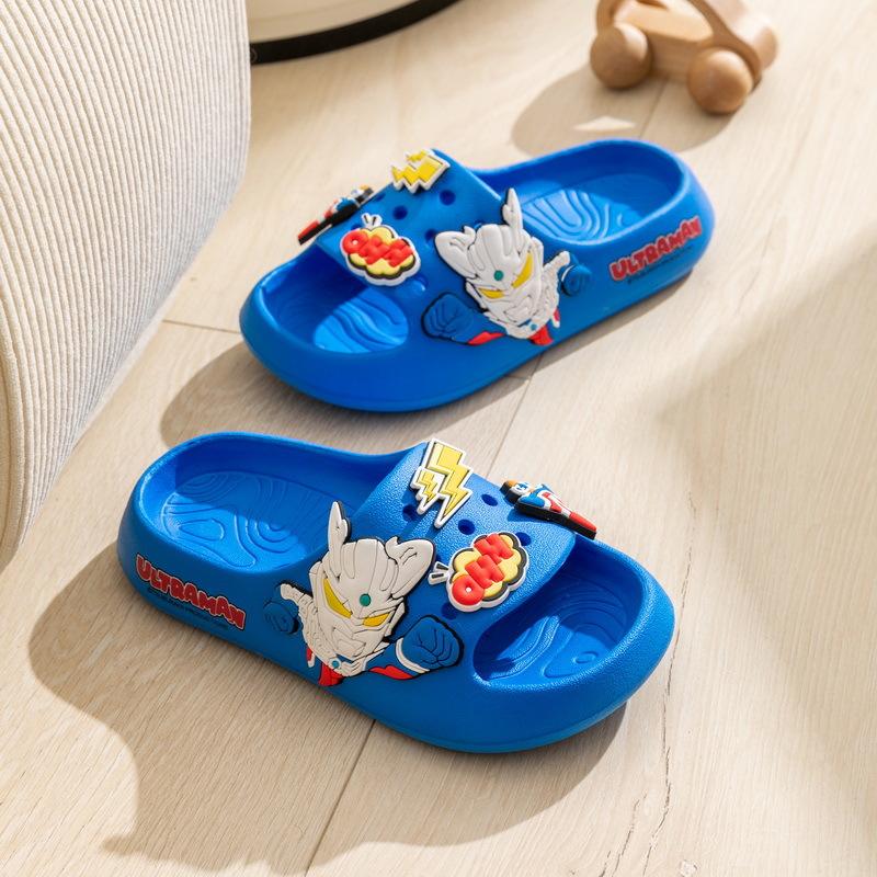 Ultraman children s slippers for boys, new indoor home style, boys  slippers with a soft feel, non-slip bath sandals for boys 24-25