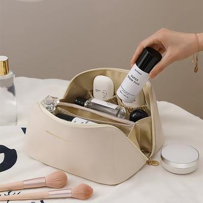 Araçlar ve Aksesuarlar – Makyaj Çantaları