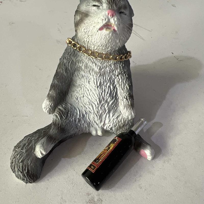 Creative Drunk Cat Ornament Automotive Interior Decoration Ornaments Simulated Cat Resin Sculpture Home Decoration Props