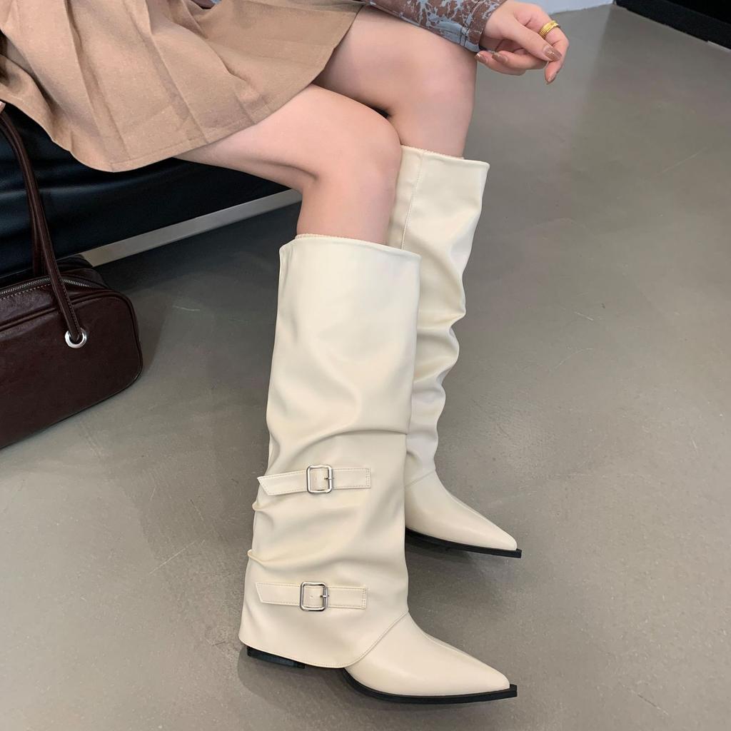 Spitze Schnalle plissierte Stiefel Damen Herbst und Winter neu Punk-Stil Ritterstiefel Fried Street Spice Girl Stiefel Tide