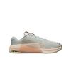 (w) Metcon 9 Light Silver Guava Ice