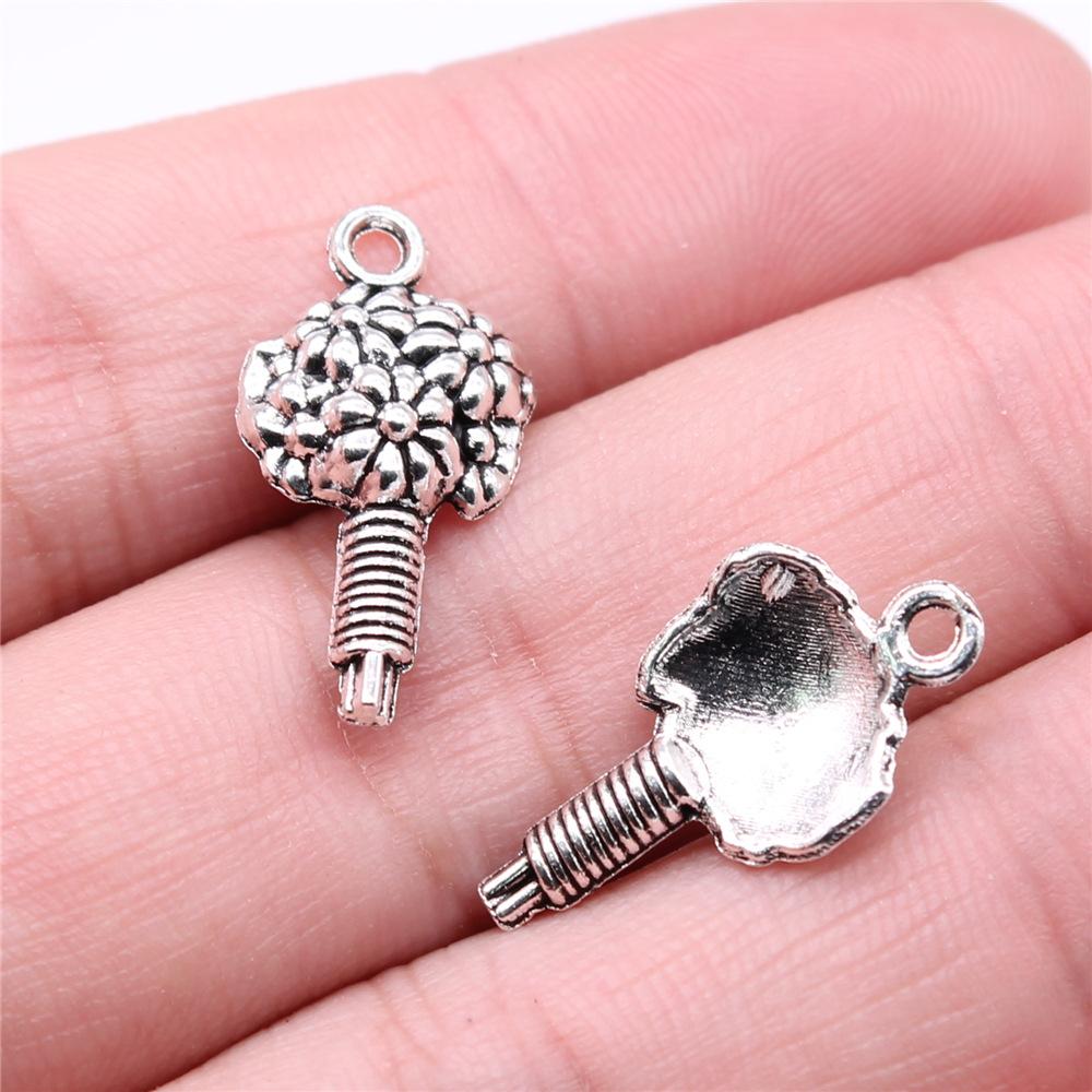 20 Stück Blumenanhänger Antiksilberfarbe Sonnenblumenanhänger Schmuck DIY Gänseblümchen-Anhänger Für Armbandherstellung