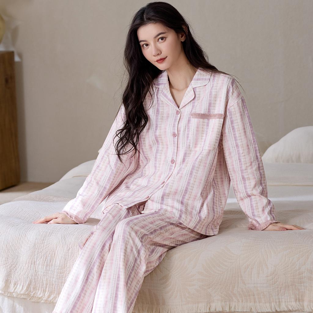 1011 great-looking pajamas women's spring and autumn cotton long-sleeved pullover V-neck cotton autumn and winter loungewear set