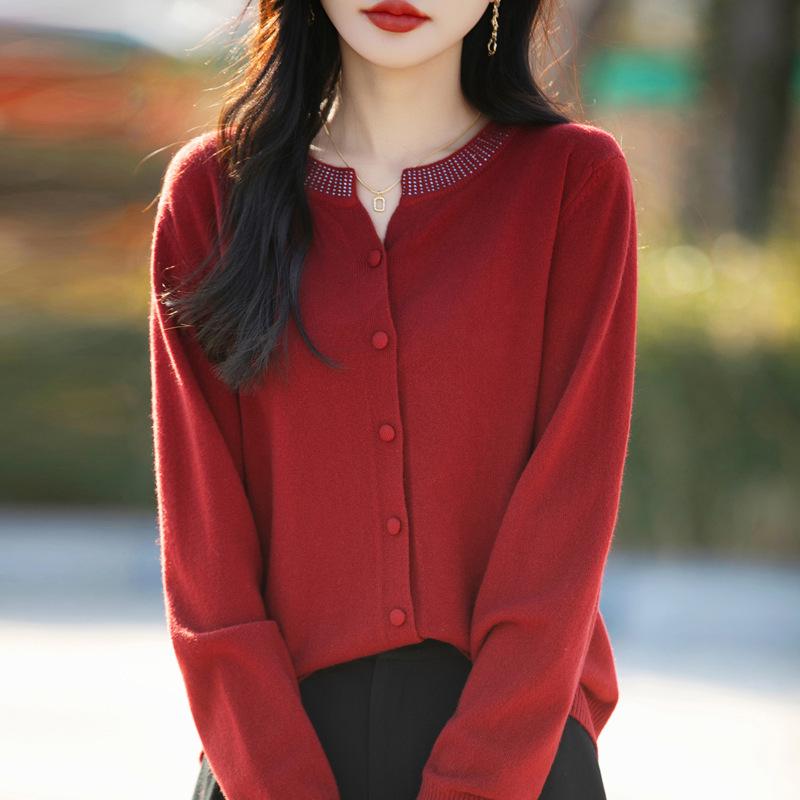 2025 Spring Women's Round Neck Velvet Cardigan Sweater