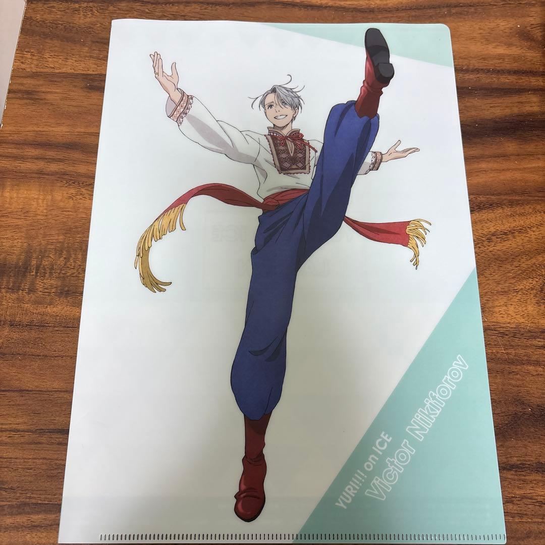 

[Б/У] Виктор Юрий Кацуки Прозрачный файл Юрий! on ICE x Lawson Бонус в комплекте