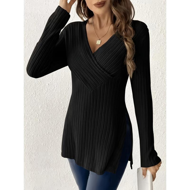 Women's Elegant Long-sleeve Striped Knit Top with V-neck T-shirt