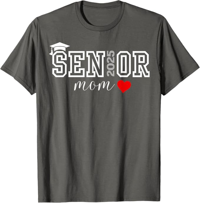 Cute Heart Graduate Proud Mom Shirt Mama Senior 25 Class of 2025 T-Shirt Proud Dad Senior 2025 Graduation Outfit Gift Saying Tee