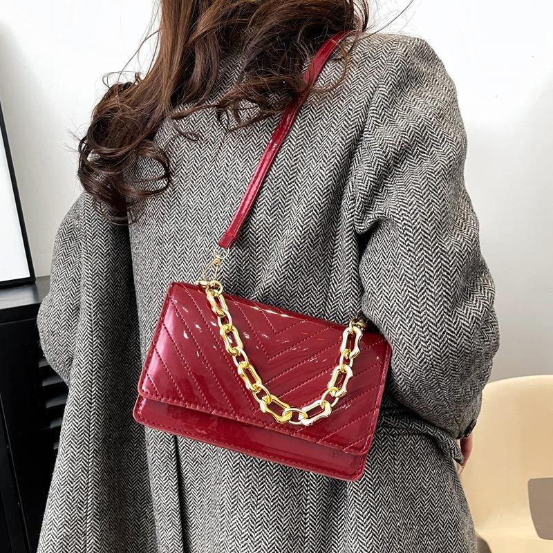 Summer new textured small square bag women's popular fashion shoulder bag urban simple messenger bag