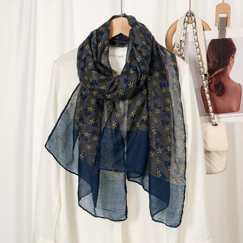 

Literary and artistic Mori girl scarf floral contrasting long scarf Bali yarn long thermal yarn 180*50cm