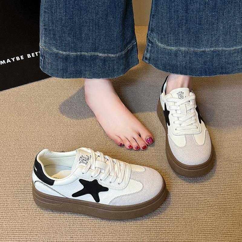 

New soft leather women s shoes round head lace-up thick sole fashionable versatile color matching board shoes tide 40