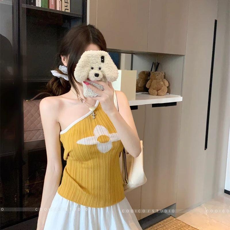 

Niche Contrasting Color Slanted Shoulder Vest Women s Outer Wear Summer Slim Sleeveless Top S жовтий