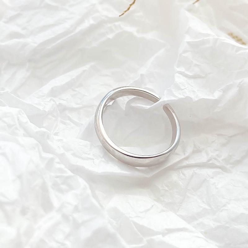 

Baoyilong S925 Sterling Silver Polished Mori-Style Ring for Women - Simple, Exquisite, and Fresh Design Adjustable Open