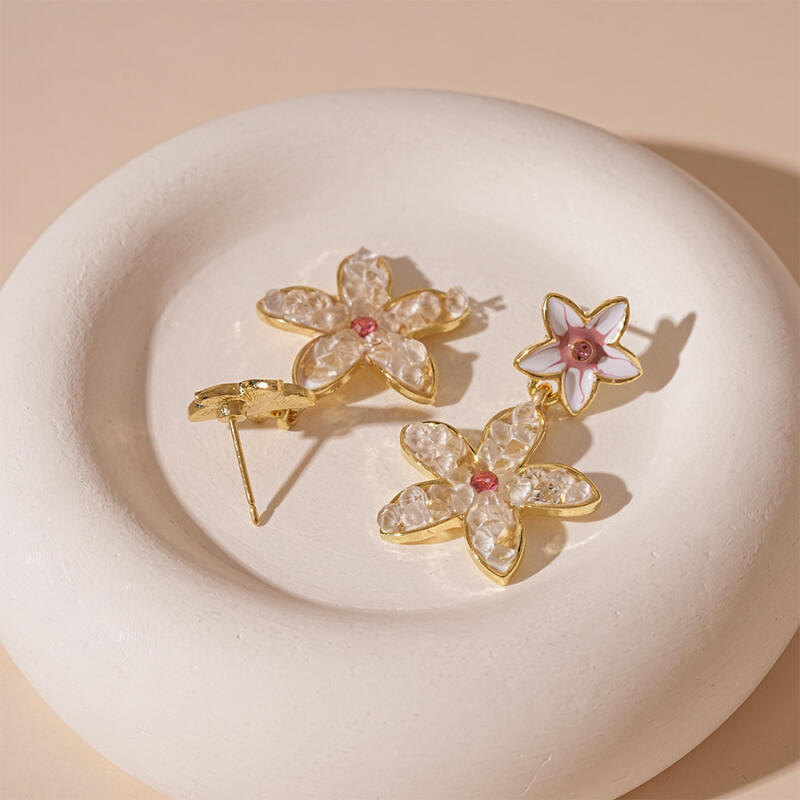 Korean Style Pink Flowers Drop Earrings for Women Girls Y2K Sweet Rhinestone Metal Stud Earrings Seaside Vacation Jewelry Gifts