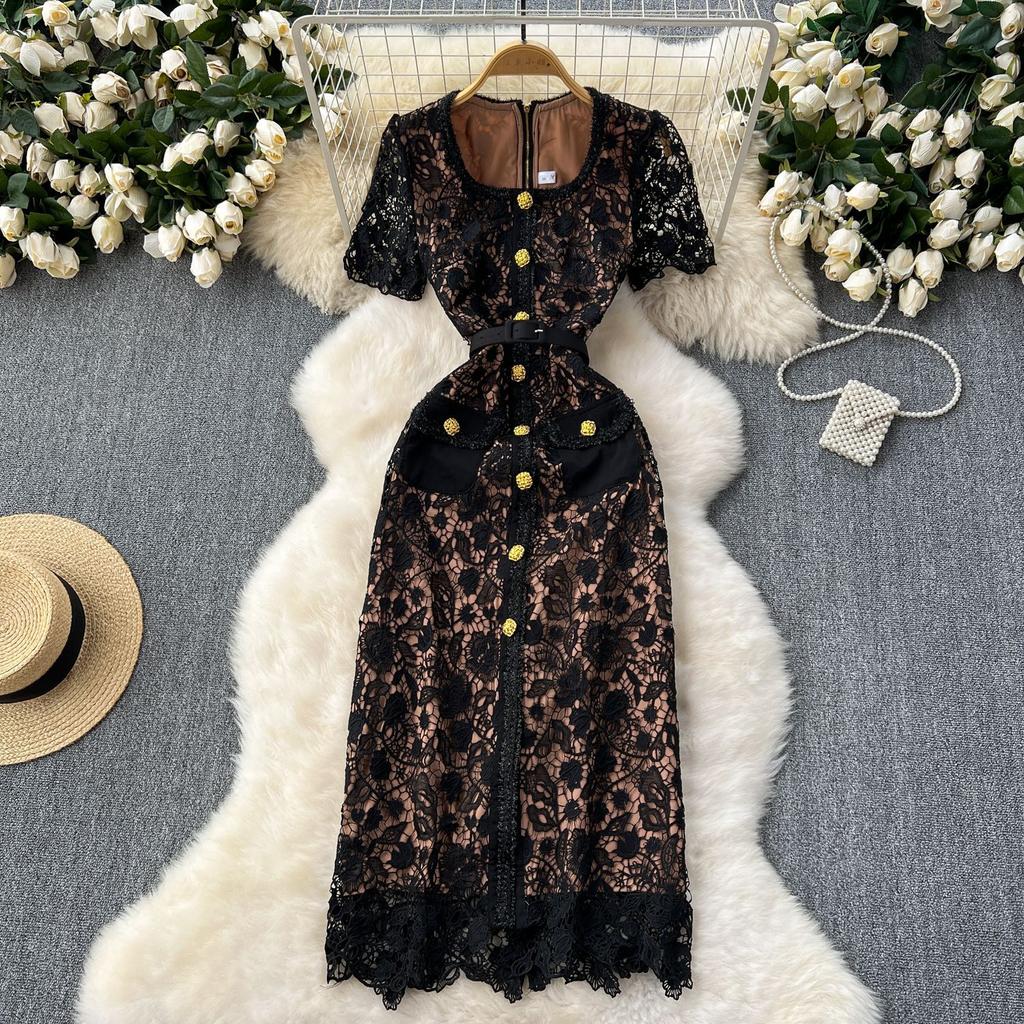 Ladies Temperament Square Neck Metal Button Slim Short Sleeve Lace Long Dresses
