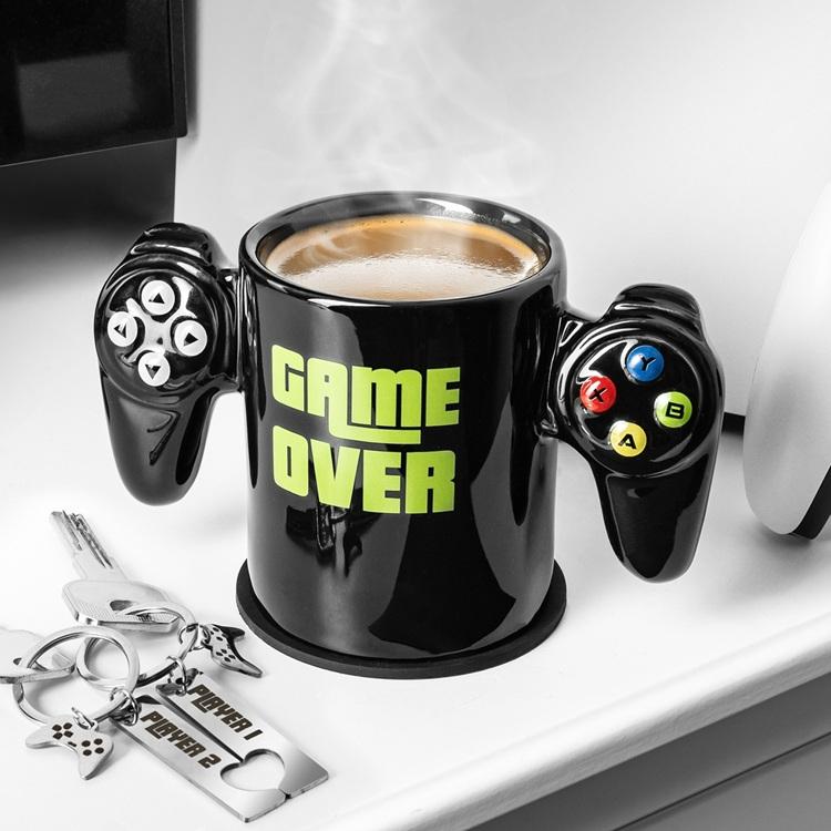 Zestaw prezentowy dla gracza nastolatka game over pad kontoler brelok
