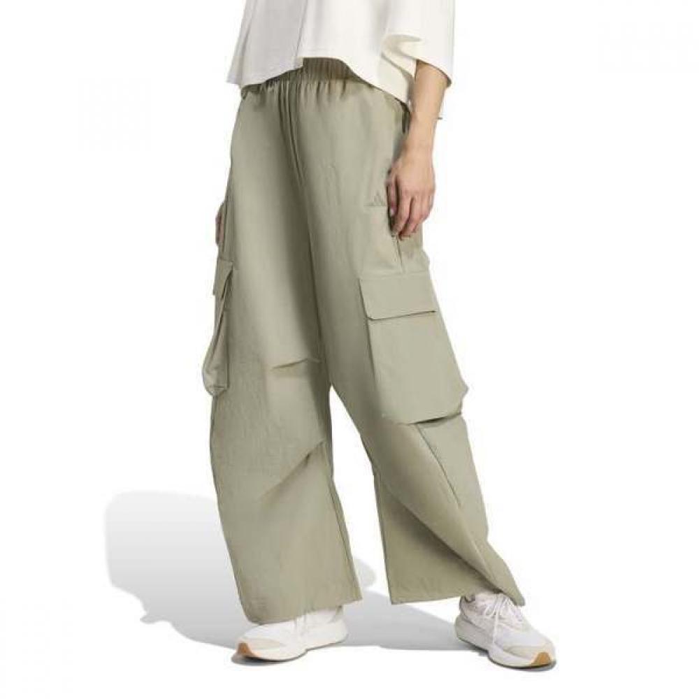 

AdidaS Women S City Tech Parachute Cargo pantS AL