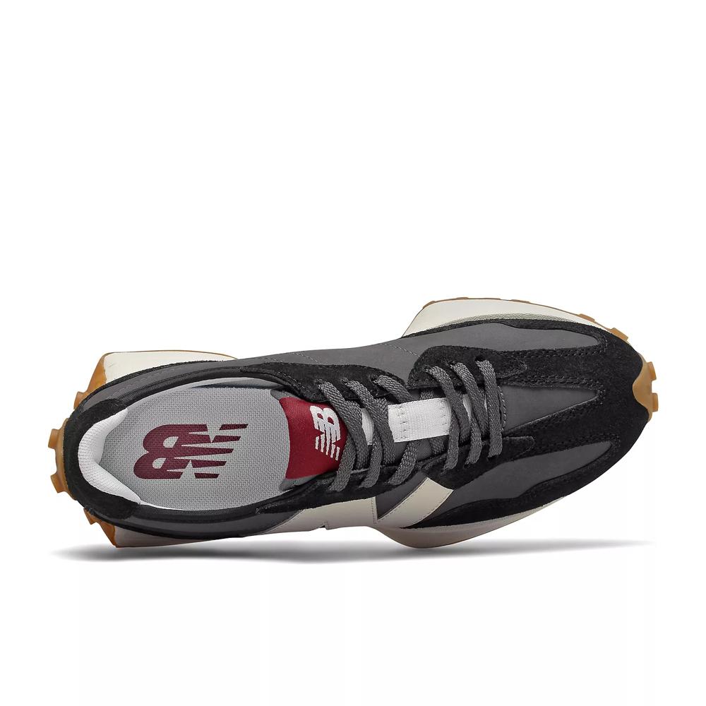 Sneakers New Balance black Version 327