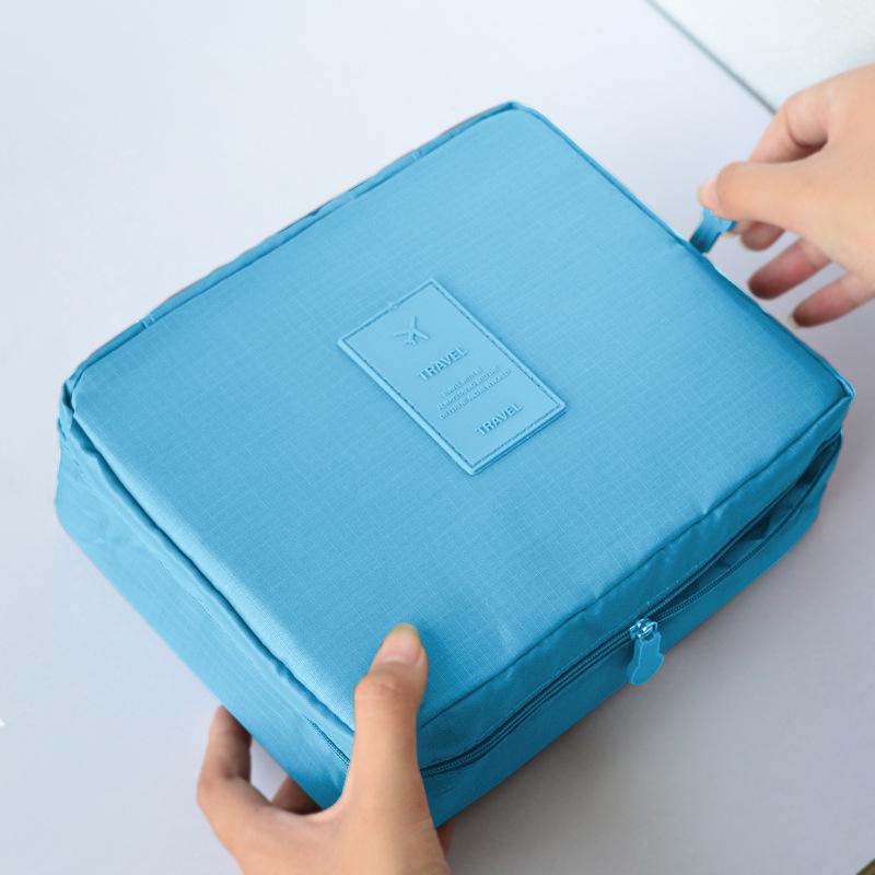 Hot-Selling Floral Square Cosmetic Bag: Large Capacity, Waterproof Toiletry Bag for Travel