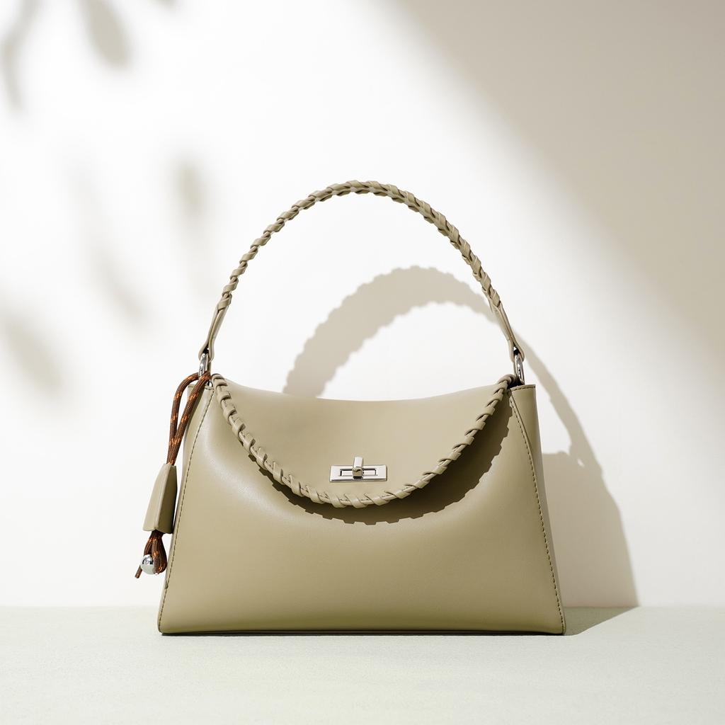 New Fashion Versatile Portable Shoulder Bag Niche Design Crescent Bag Crossbody Bag Women's Commuter Simple