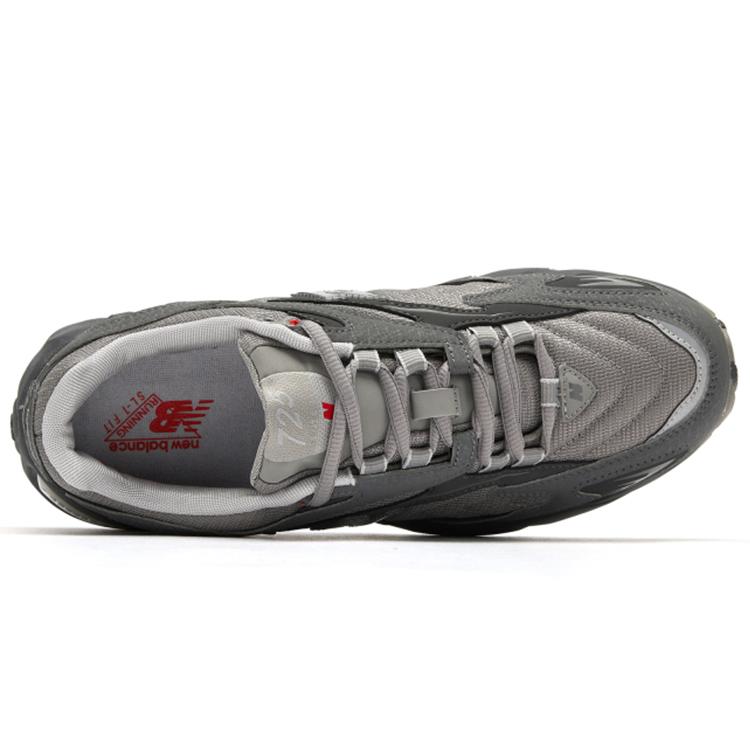 725 New Balance 'Magnet' ML725C