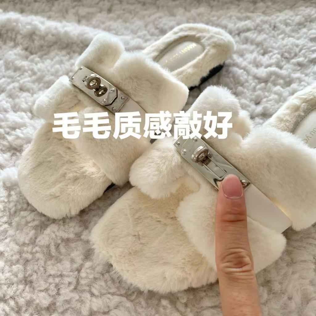 Internet Celebrity Fluffy Slippers Women Wear 2025 Autumn and Winter New Thick Bottom One-word Drag Small Fragrant Trend Plush Slippers