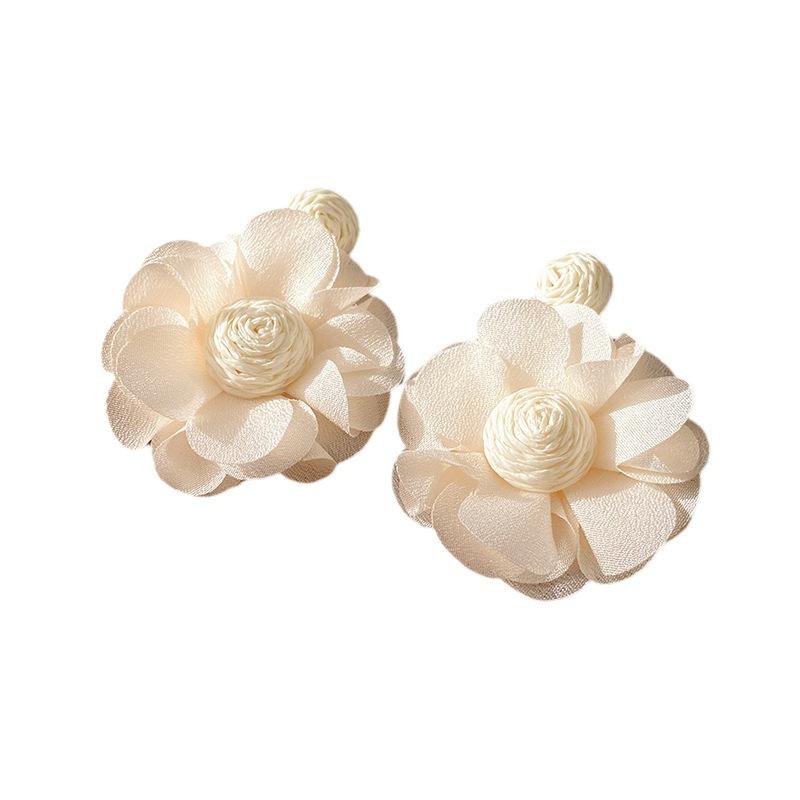 Small Fresh Flower Earrings, The Same High-end Stud Earrings, Sweet Temperament and Versatile Earrings.