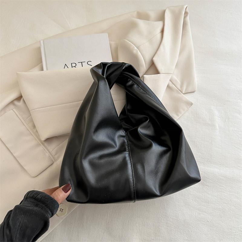 Chic 2024 Women s Handheld Bag Fashionable Pure Color Commuter Tote Bucket Bag For Daily Use чёрный