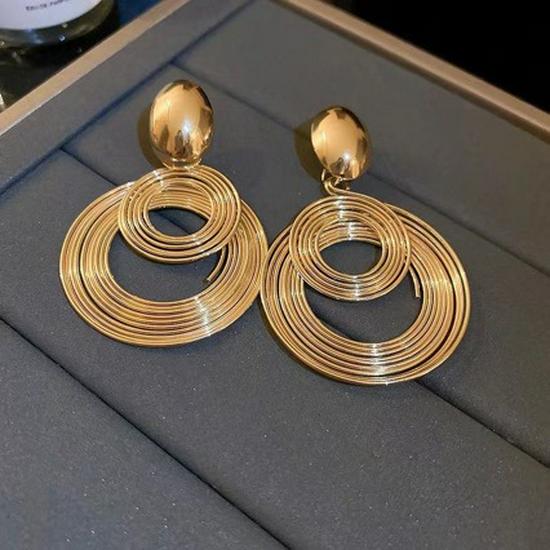 Retro High-End Metal Circle Earrings - Exaggerated Style