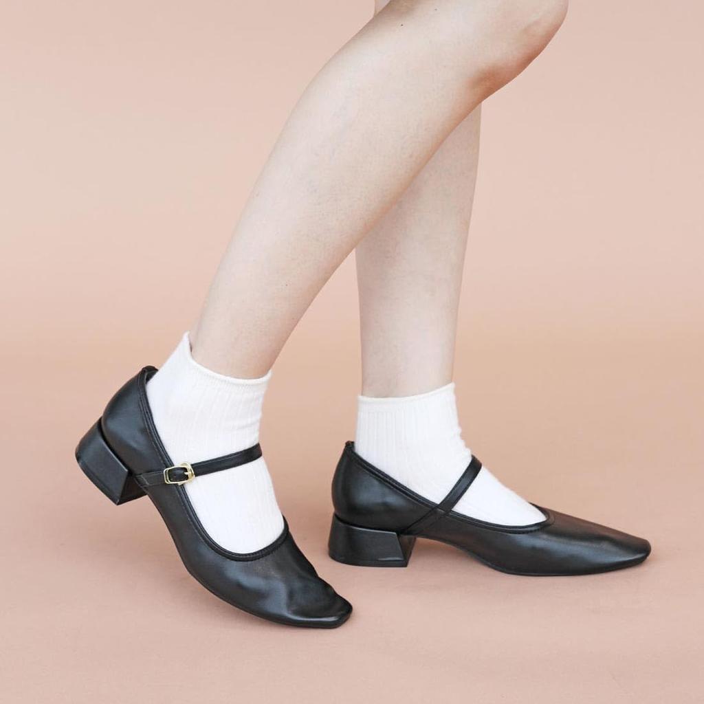 Rika Heel Strap Pumps A6127 Black LL