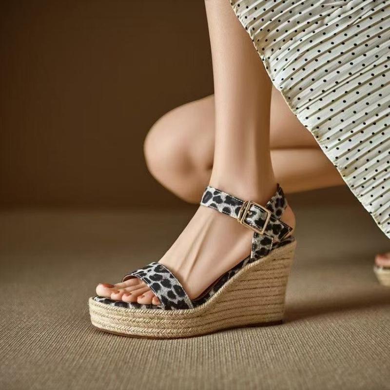 Fashion Genuine Leather Summer Platform Sandals Women Peep Toe High Wedges Heel Ankle Buckles Sandalia Espadrilles Female Sandals Shoes