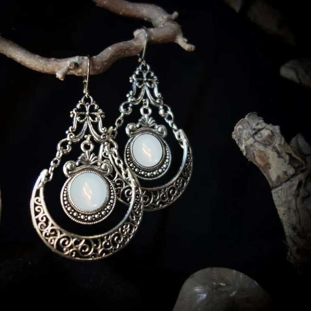 Bohemian Devil Eyes Moon Sliver Color Filigree Colored Gemstones Dangle Earrings for Women Gothic Halloween Party Jewelry Gifts