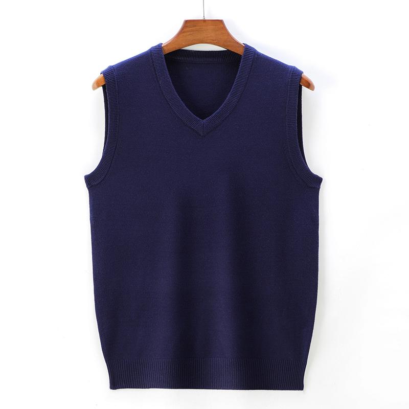 Men's V-Neck Red Knit Vest: Warm Autumn/Winter Waistcoat