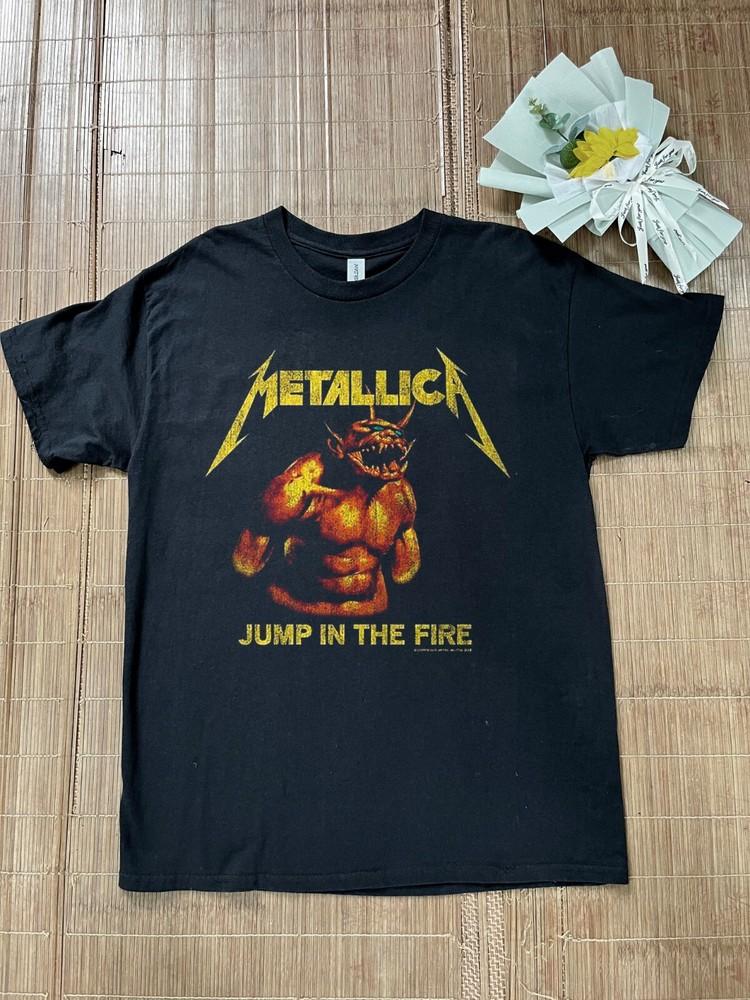 Metallica  Jump In The Fire Vintage Unisex Black T-shirt Size S-5XL Unisex T-Shirt XL