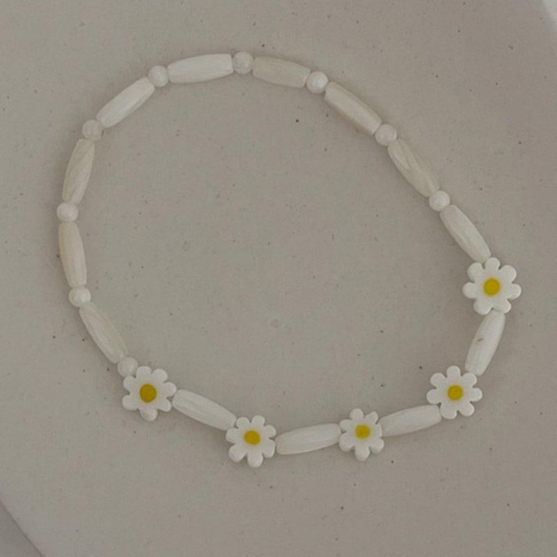 OUI SAY YES! Daisy Motherpearl Bracelet_BR362