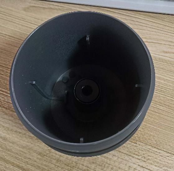 LR019477 LR010892 Engine Oil Filter Cap for Land Rover Range Rover and Range Rover Velar.