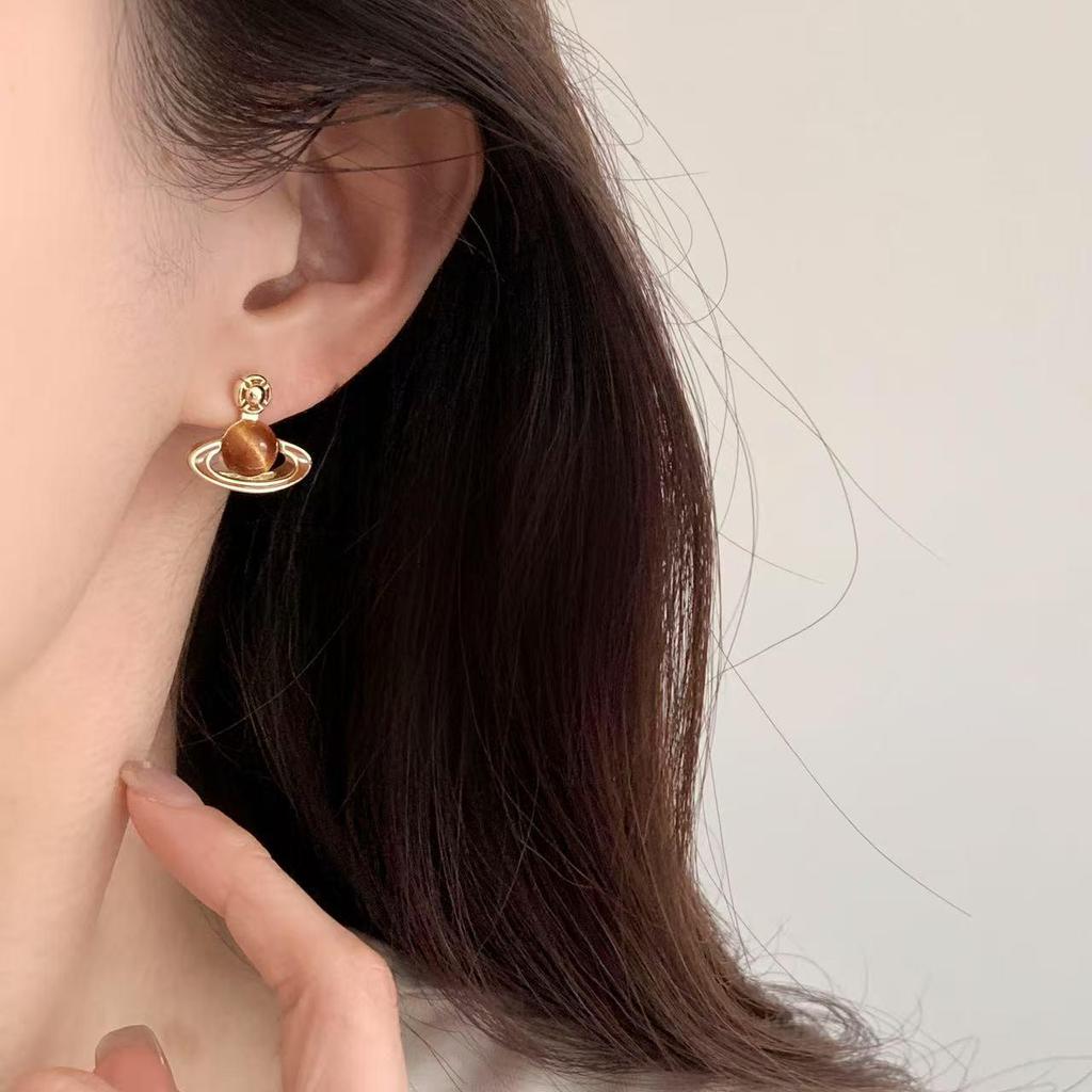 2024 Autumn/Winter Women's Versatile Tiger's Eye Stud Earrings