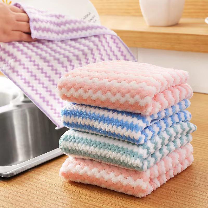 Absorbent Coral Fleece Wavy Dishcloth - Non-Stick, Thickened Kitchen Towel