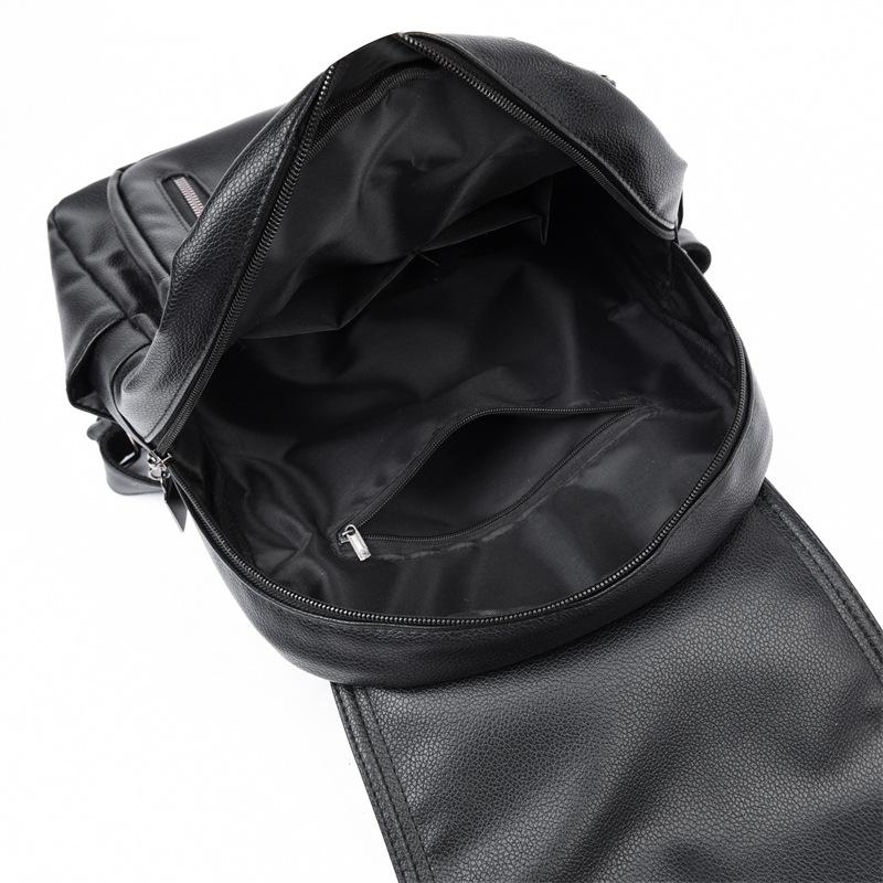 Large-capacity Backpack for Fashionable and Casual Female Students, Suitable for School Use or For Outdoor Trips.
