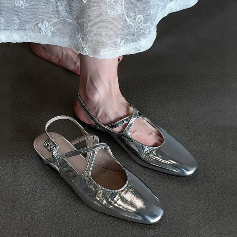 Silver versatile cross-strap flat-bottomed bag head sandals women's outer wear summer new round head light mouth rear empty single shoes
