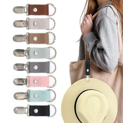 Neuer bunter Hutclip für unterwegs, an der Tasche, am Gepäck, Huthalterclip aus PU-Leder, multifunktionaler Entenclip-Verschluss, Outdoor-Zubehör