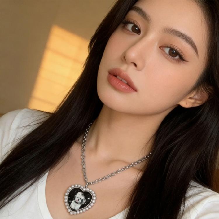 Fashionable 81Cm Long Necklace Designed With Cats And Dog Charm Great For Casual Outings