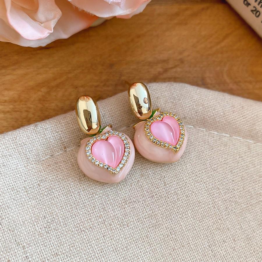 Silver Needle Pink Cubic Zirconia Flower Stud Earrings – Elegant & Delicate Accessories for Women.