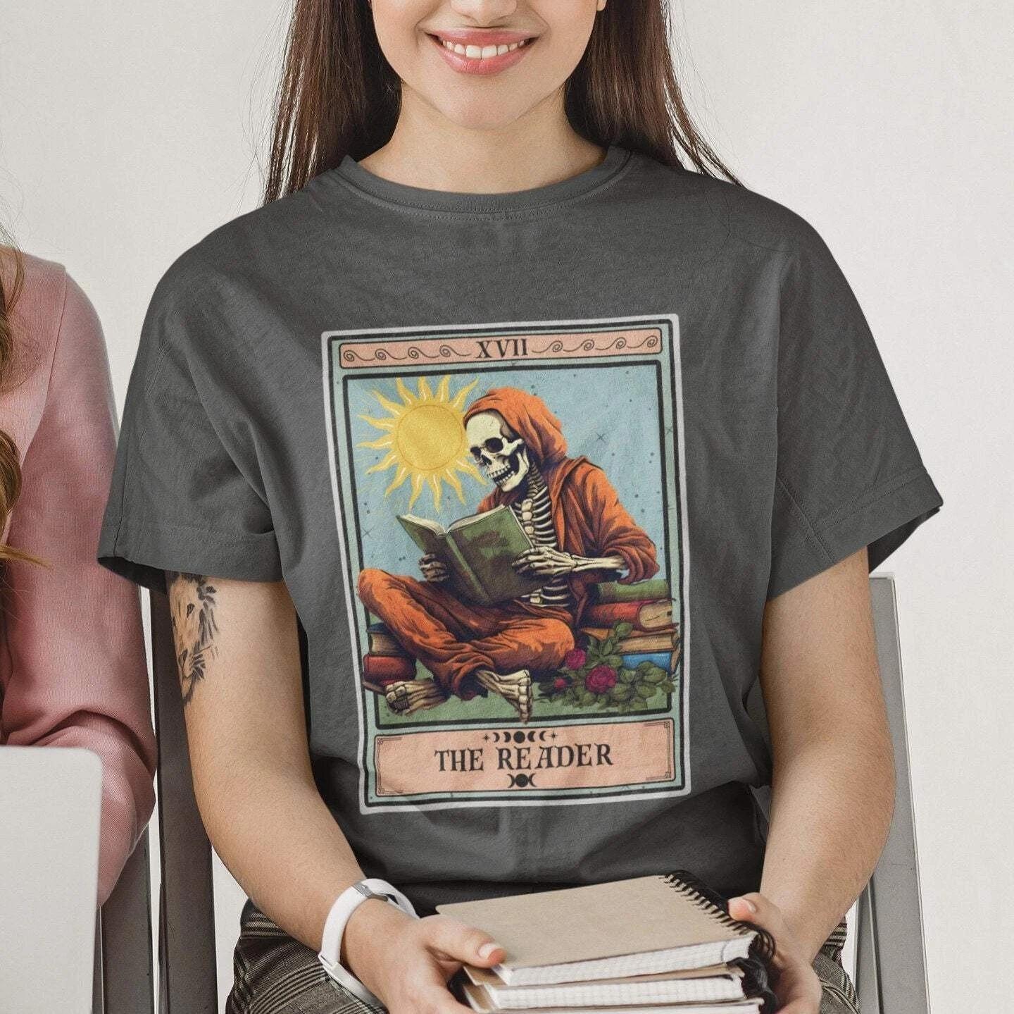The Reader Tarot Card Shirt, Reading S
