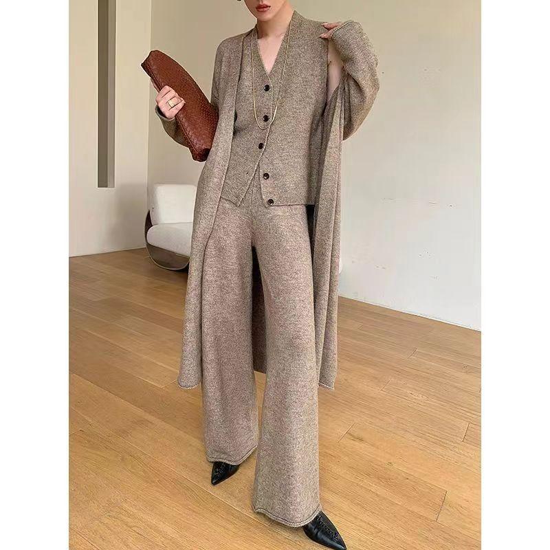 

Новий жіночий ледачий комплект із трьох предметів, модний довгий светр вільної в’язки, повсякденний темпераментний комплект штанів, простий для поїздок XL коричневий